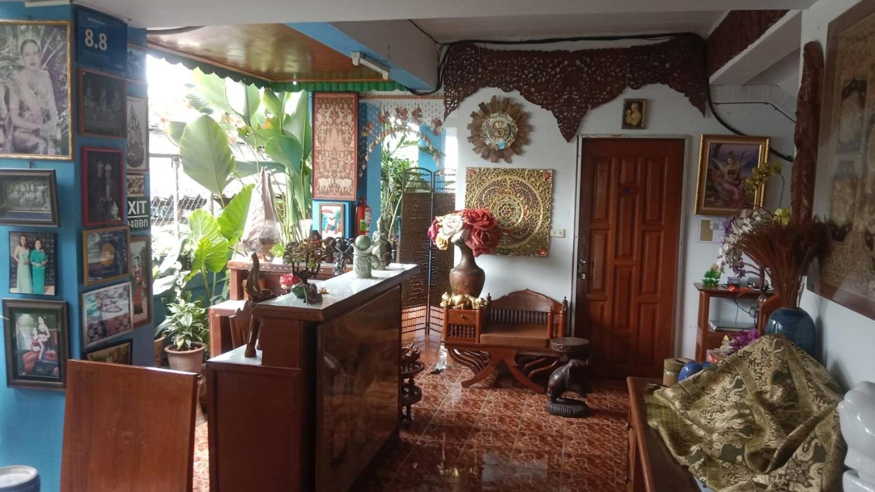 Saithong House Vandrarhem Chiang Mai Exteriör bild